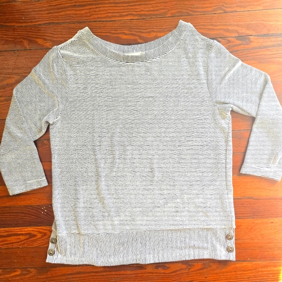 Christian Siriano Boatneck 3/4 Sleeve Top - Picture 1 of 3